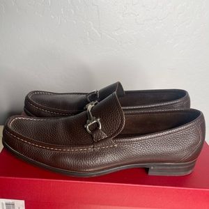 SALVATORE FERRAGAMO  MOCCASIN WITH GANCINI ORNAMENT (GOOD CONDITION)